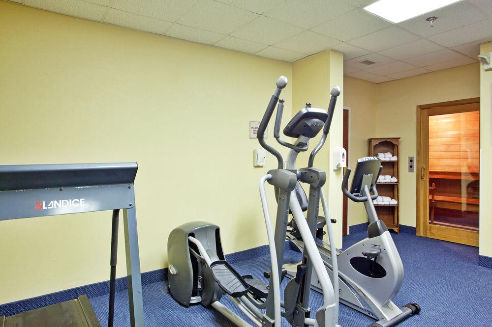 Holiday Inn Express - Chester By Ihg Buitenkant foto