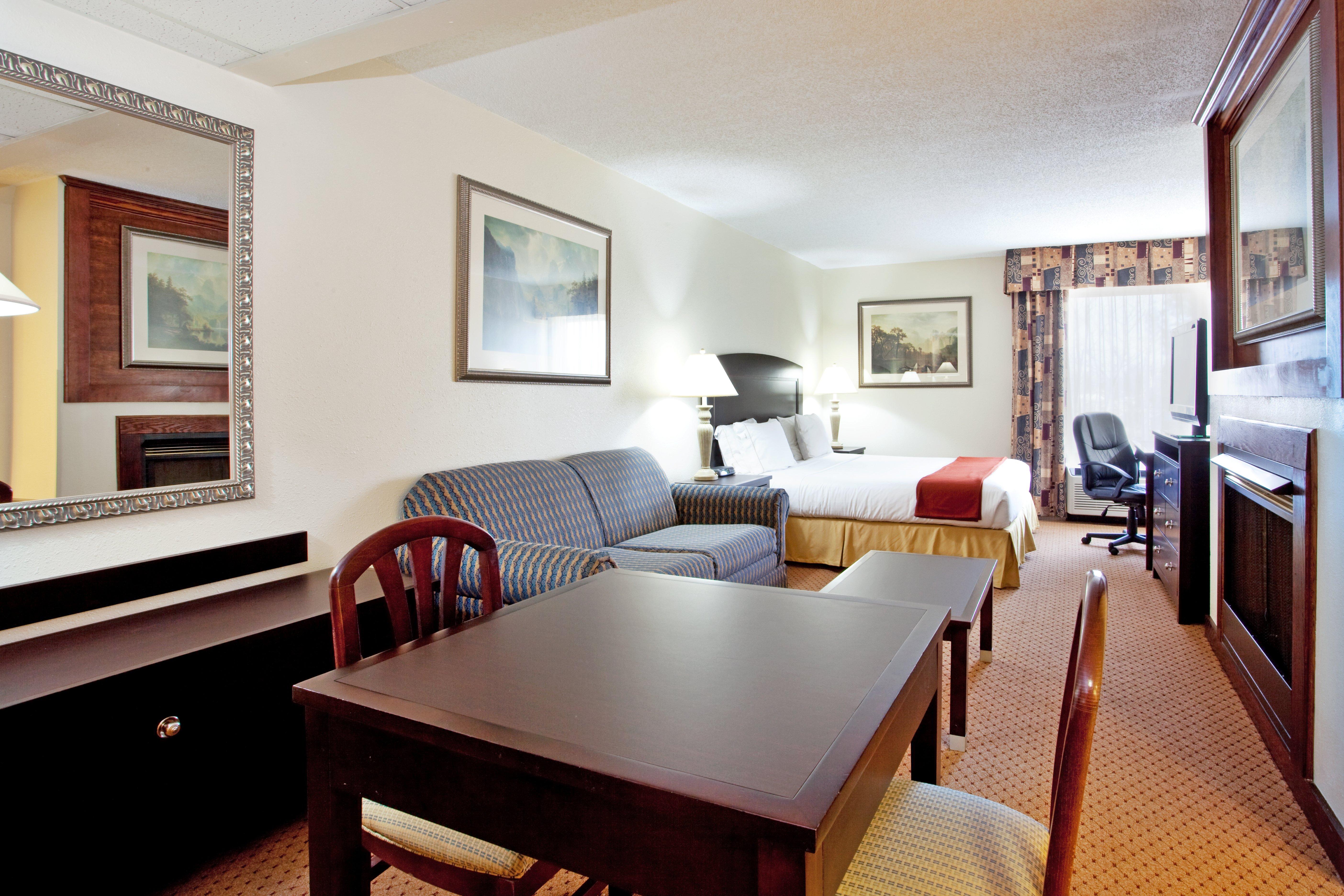 Holiday Inn Express - Chester By Ihg Buitenkant foto