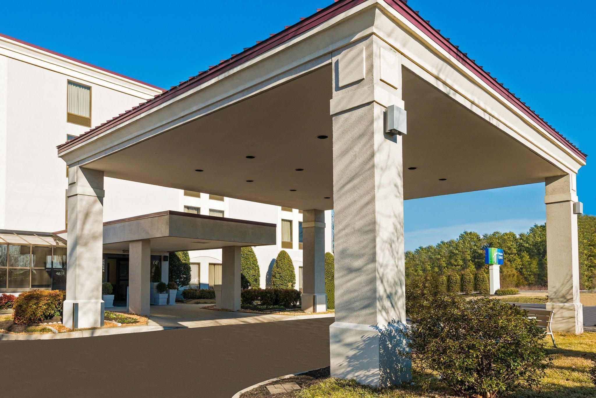 Holiday Inn Express - Chester By Ihg Buitenkant foto